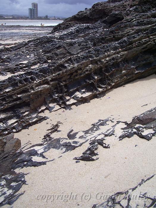 Basaltic rocks, Gold Coast Beaches IMGP1226.JPG